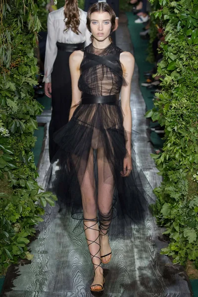 Look 33